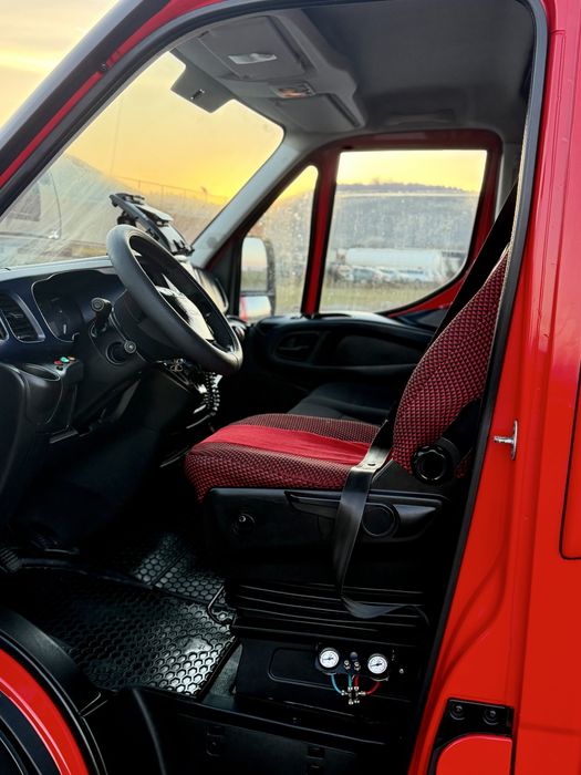 Iveco Daily 2018 35s18 Autoplatforma platforma auto Cash/Rate Avans0