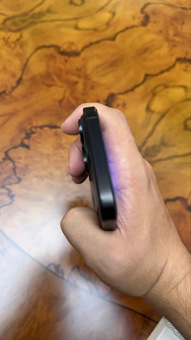 Iphone 16 pro max black