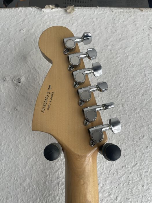 Chitara electrica Squier by Fender Standard Stratocaster