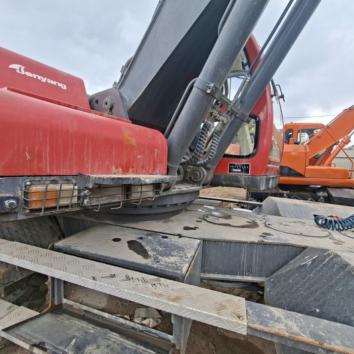 JYL 161-3  Гусеничный Экскаватор 2020г