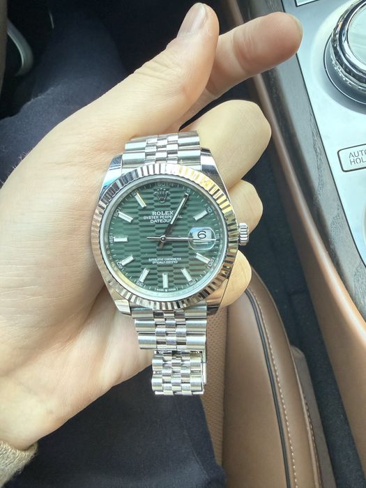 Rolex datejust почти новая