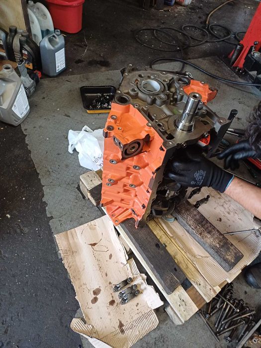 Ревизиран и ребилднат двигател 6.4 SRT HEMI за Dodge, Jeep, Chrysler