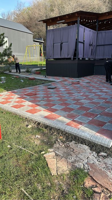 Укладка брусчатка и тротуарная плитка
