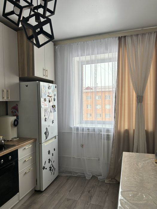 Продам трех комнатную квартиру