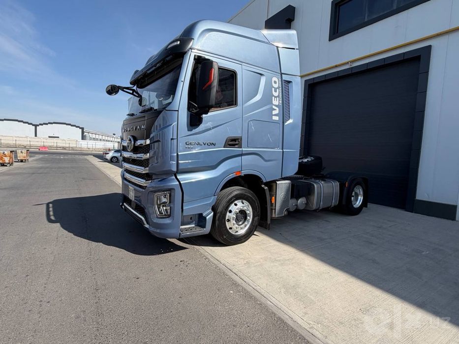 Тягач дизель IVECO  4х2 HONGYAN GENLYON новый 2026,