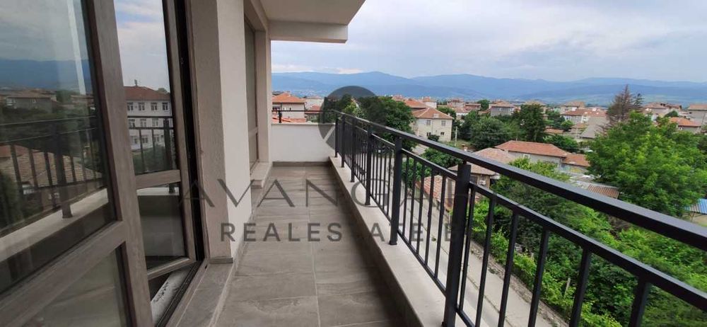 оф.14232 Четиристаен БУТИКОВА Сграда Прослав