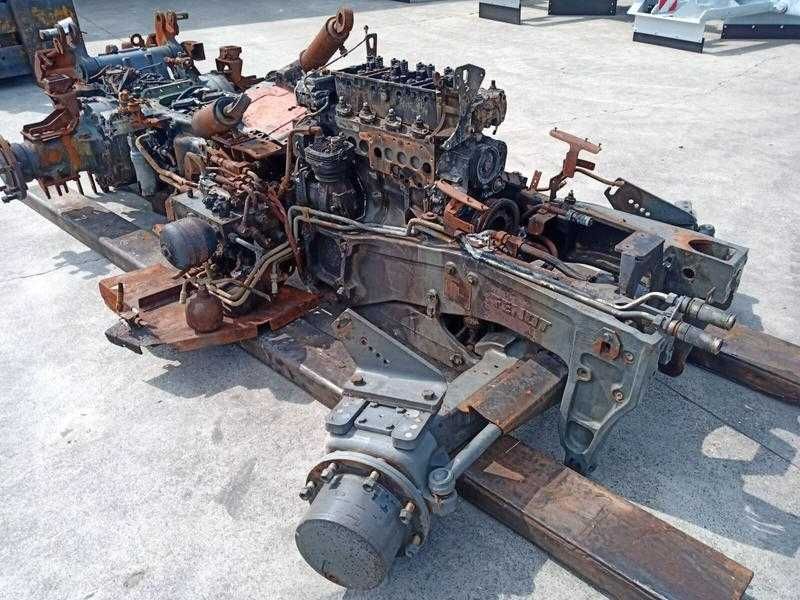 Dezmembrez tractor Fendt 412