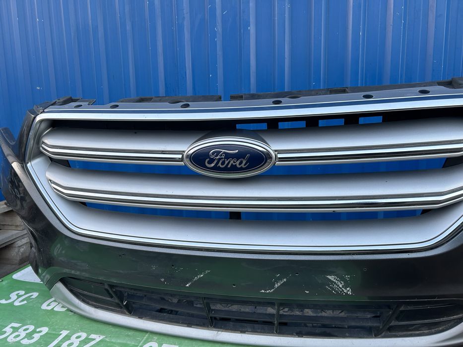 Grilă centrală bară față Ford Kuga 2017