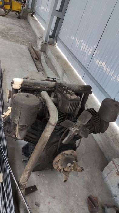 Компрессор ва матор сотилади