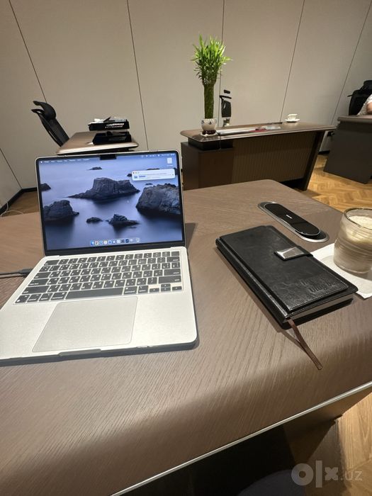 Macbook air m4 sotiladi