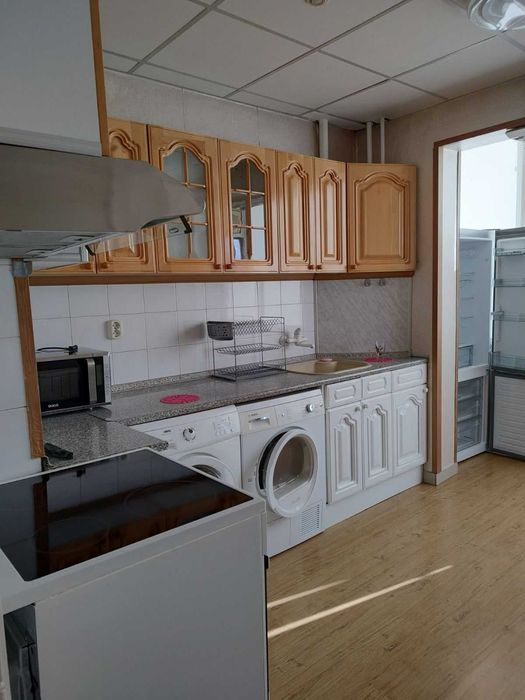 Дава се под наем Четиристаен апартамент в Пловдив, Център - 120 кв.м за 510 € - Снимка #5