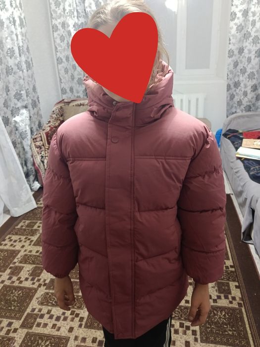 Продам куртку зимнию новою