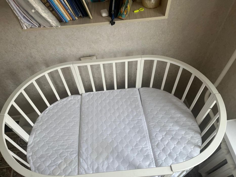 Манеж детскии,,,