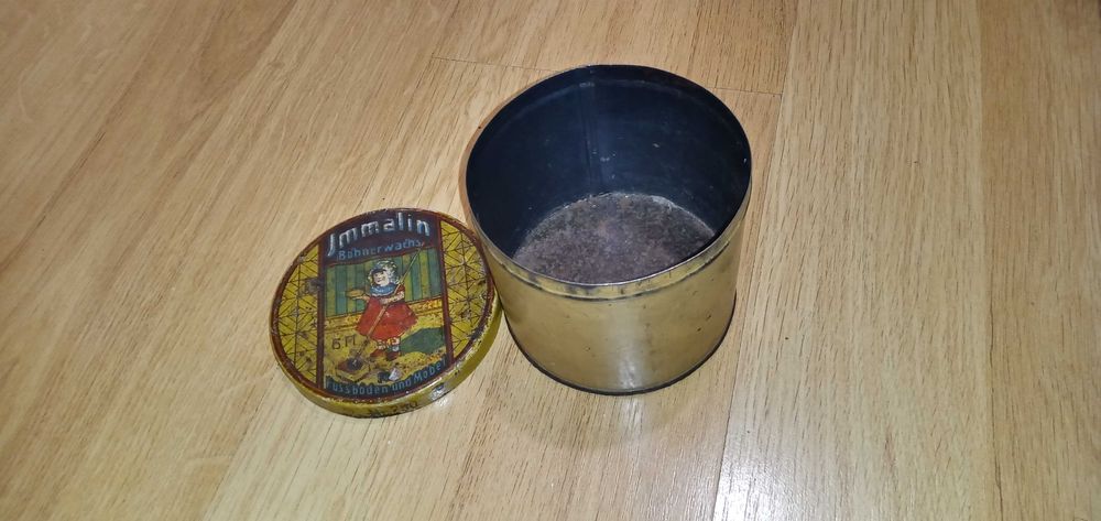 Ретро кино лента СВЕМА, Вендузи, ретро метални кутии