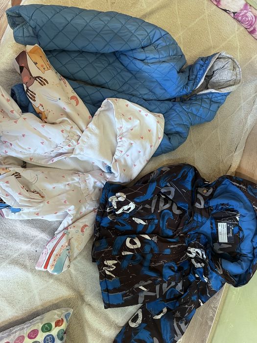 Обувь, вещи, куртки б/у   бесплатно