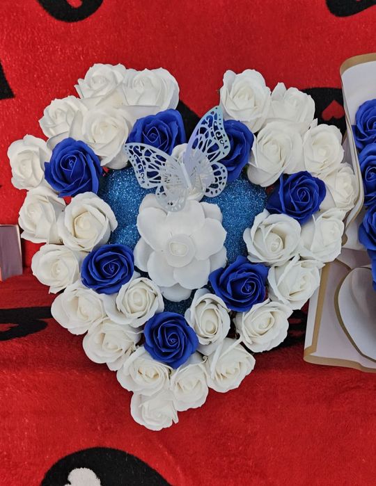 Vand buchete la comanda