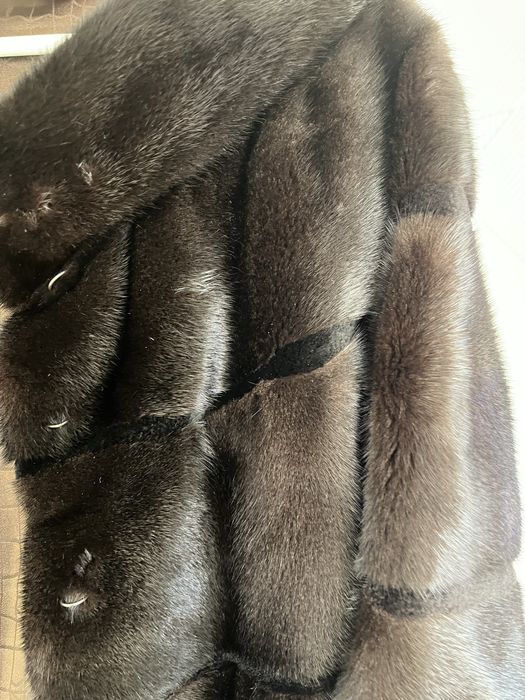 Продам шубу норковую