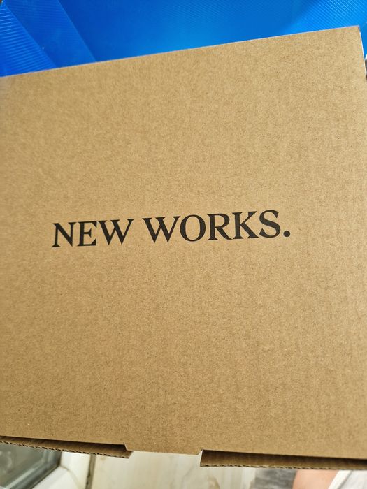 New Works  Kizu Lampa de masa