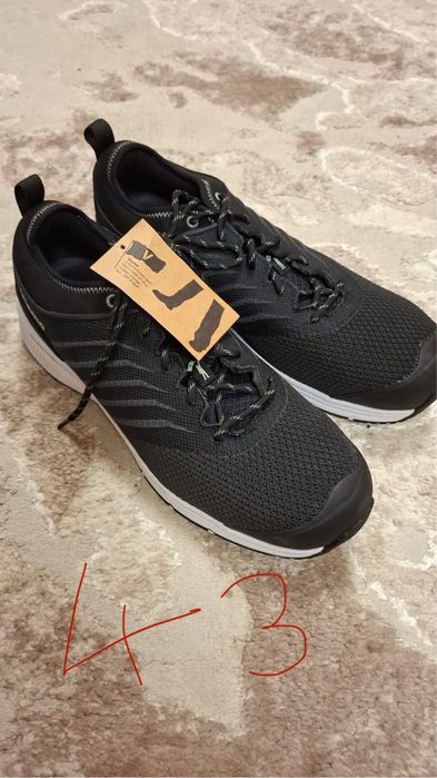 Incălțăminte safety