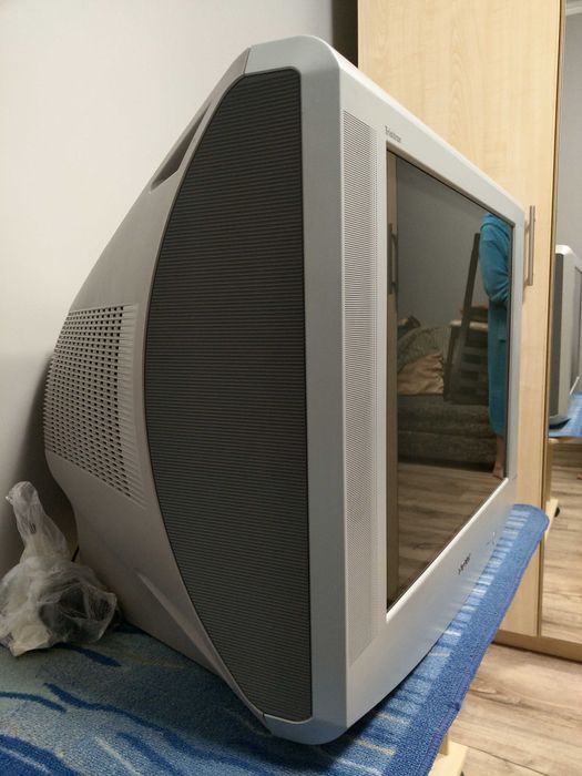 Телевизор Sony продам