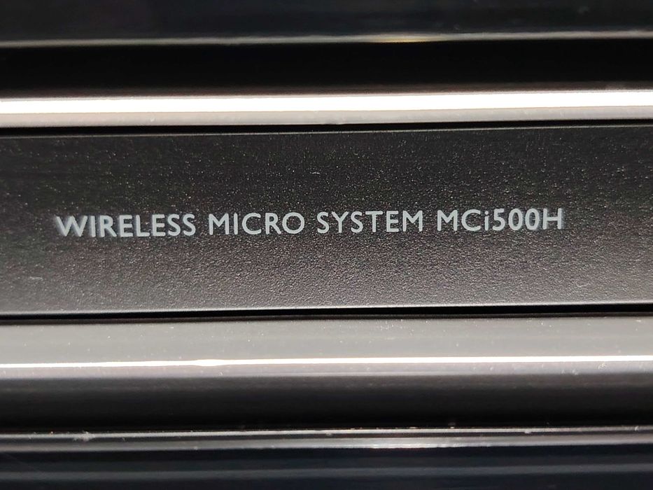 PHILIPS MCi500H Wireless Micro System, nu se aude în  boxe.