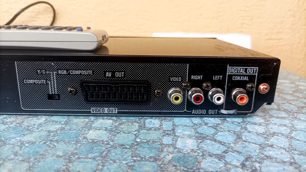 DVD плейър JVC-xv-210