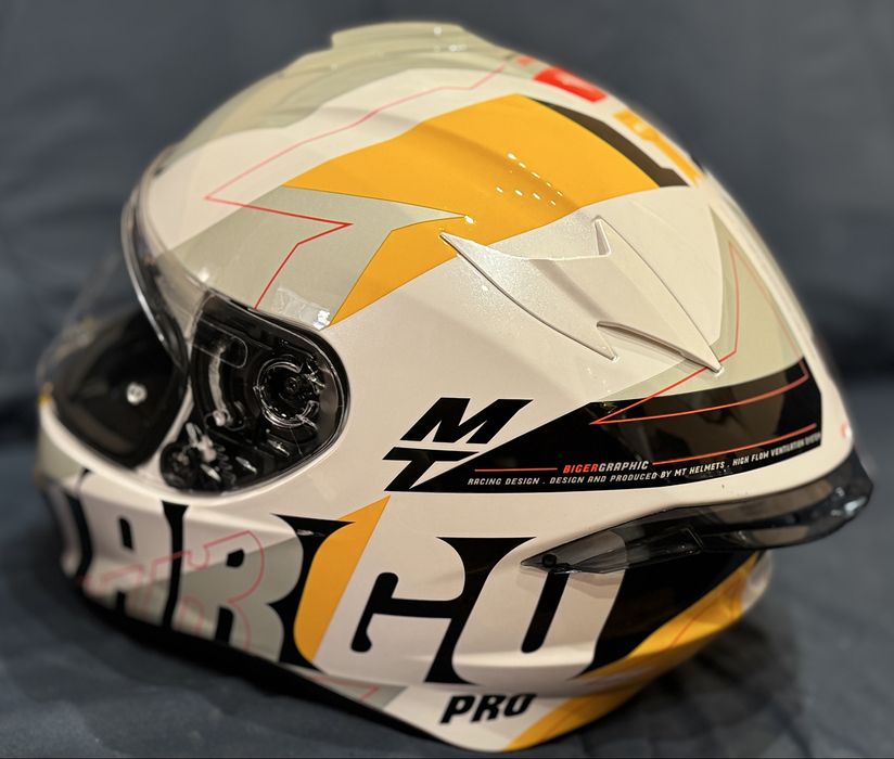 Каска за мотор MTHELMETS размер М 57-58