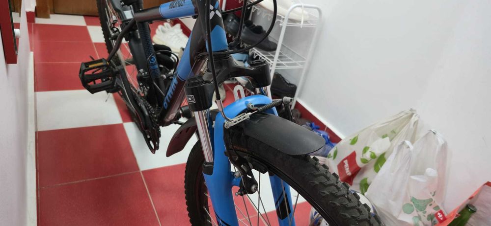 Bicicleta Rockrider ST500 Albastru