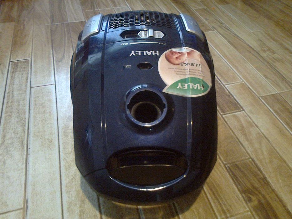 Пылесос HALEY мод. VC-HL 02 1600W