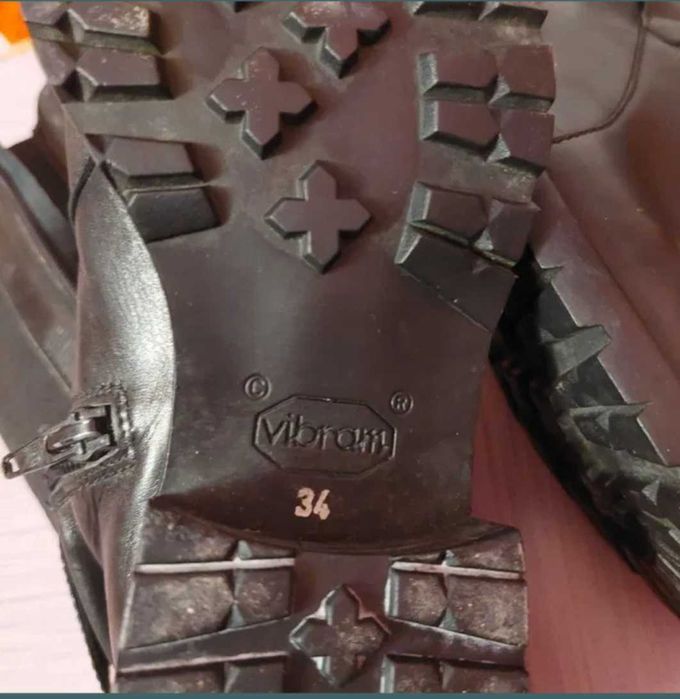 Cizme lungi glami Vibram piele 36 second hand