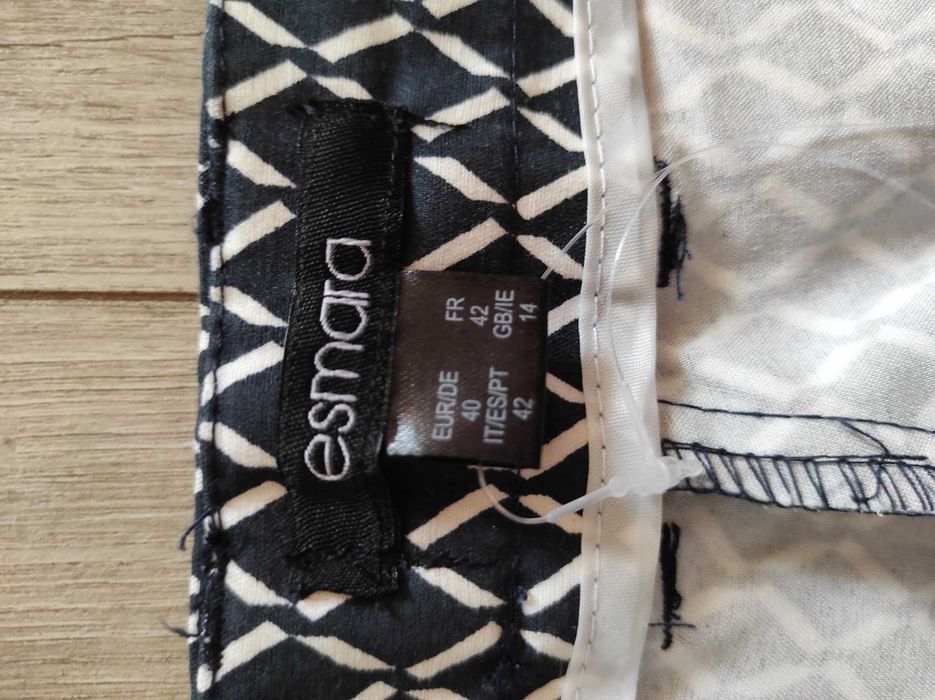 Дамски панталони М размер