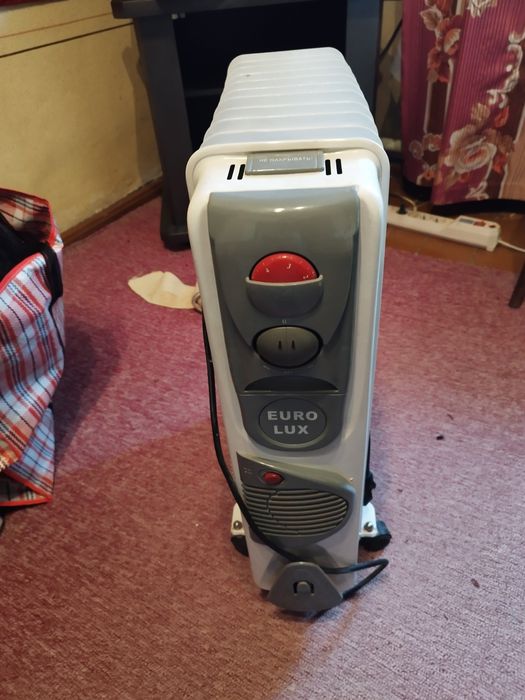 Продам масляный обогреватель