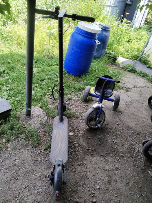 Продам самокат ксиоми
