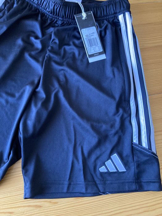 Мъжки оригинални къси панталони Adidas