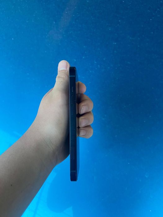 iPhone 13 с гарантией