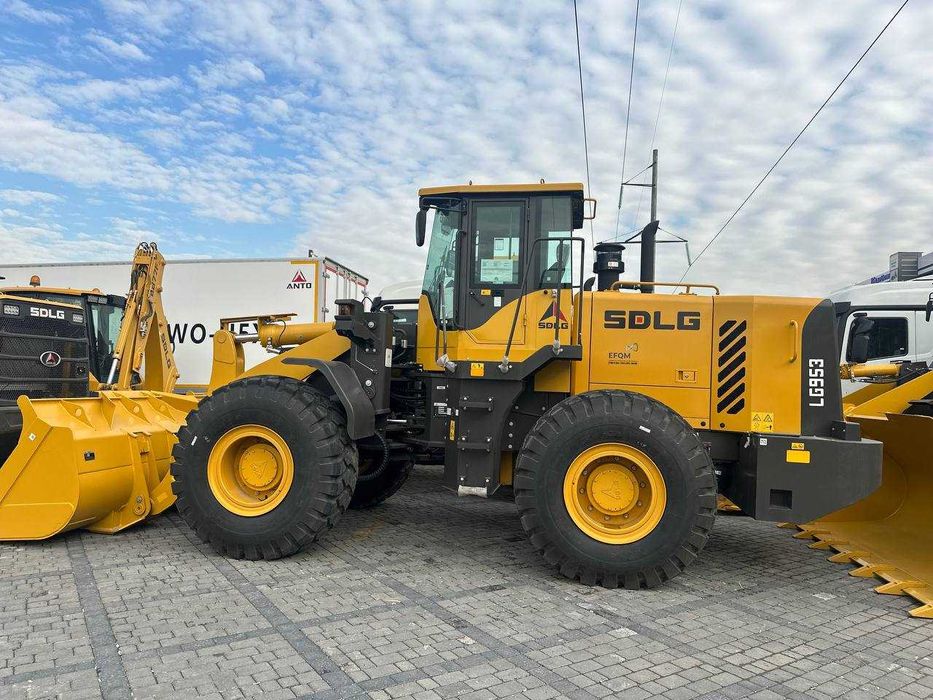 Погрузчик 3 куб SDLG (volvo)