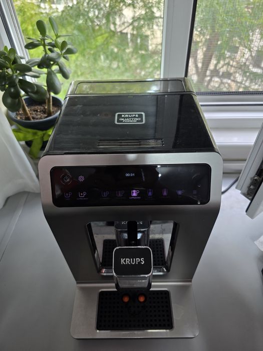 Espressor automat KRUPS Evidence Plus EA894T10, 2.3 L, 1450 W, 15 bari, Argintiu/ Negru