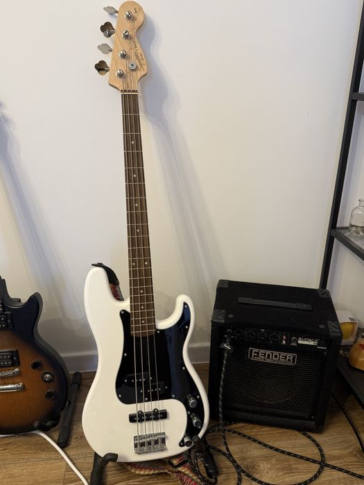 Fender Squire Affinity Series Precision Bass