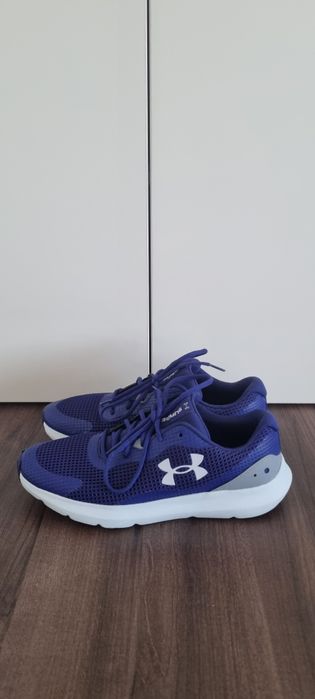 Tenisi sport Under Armour