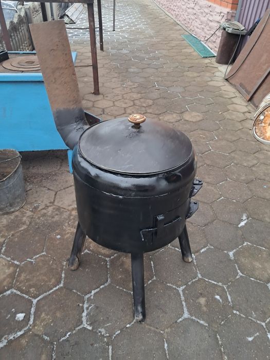 Продам печку с казаном