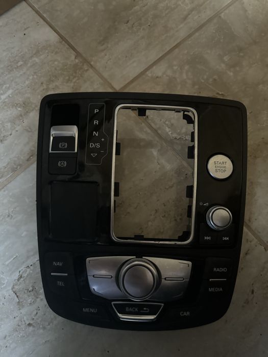 Set unitate MMI MIB2 Audi A6/A8 C7, display 8”, consola completa