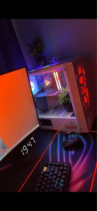 Vand/schimb pc gaming