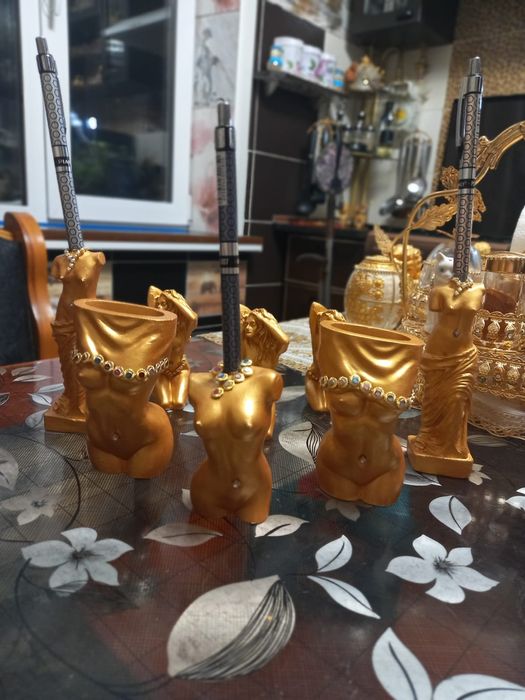 Подарки родным,друзьям.