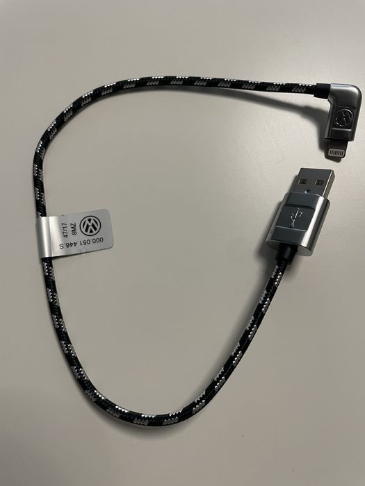 Cablu OEM VW original USB-A ->lightning pentru iphone 35cm