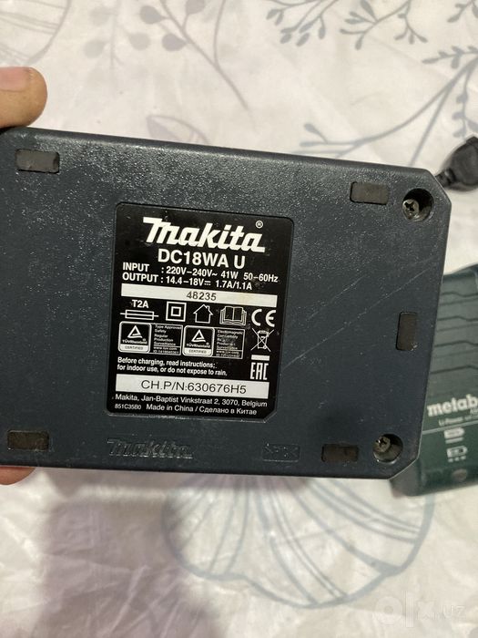 Metabo i Makita зарядишник