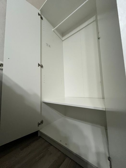 Продается детский распашной шкаф (IKEA)