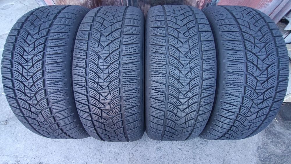 235/55/17 Dunlop