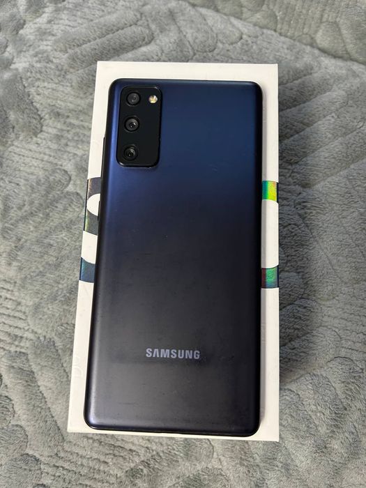 продам Samsung S20 fe
