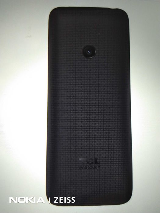 Продавам Мобилен телефон TCL