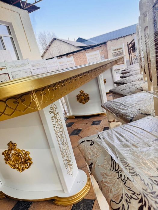 Стол стуля…………..